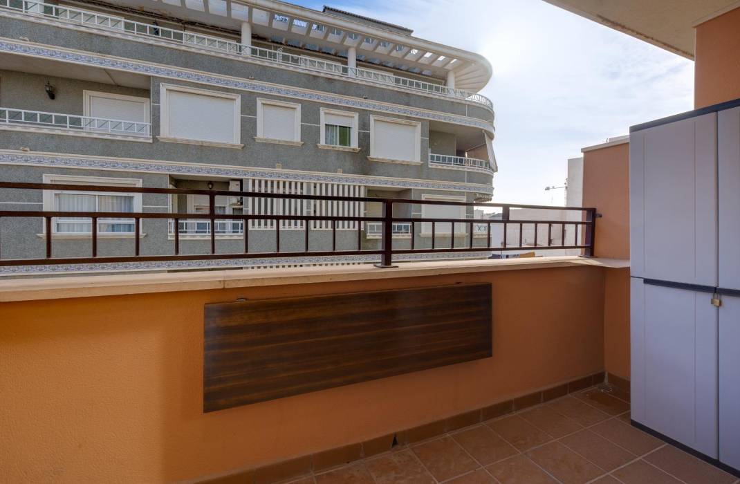 Resale - Apartment - Torrevieja - torrevieja