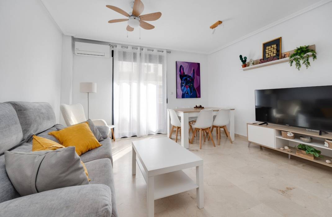 Resale - Apartment - Torrevieja - torrevieja