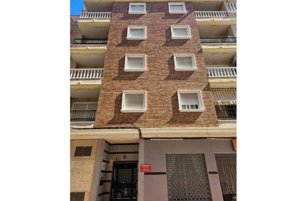 Resale - Apartment - Torrevieja - torrevieja