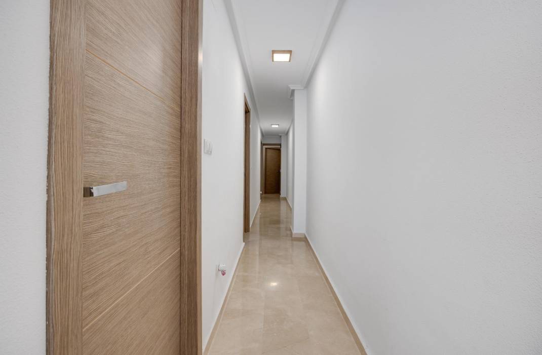 Resale - Apartment - Torrevieja - torrevieja