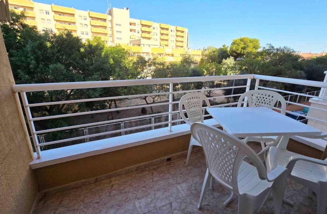 Resale - Apartment - Torrevieja - torrevieja