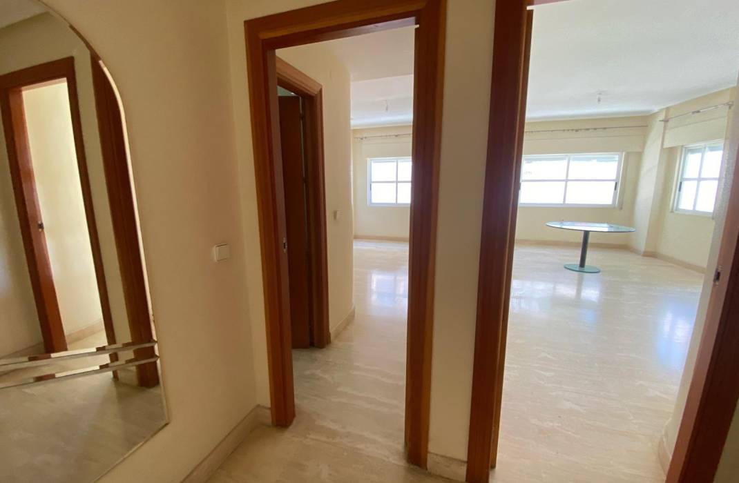 Resale - Apartment - Torrevieja - torrevieja