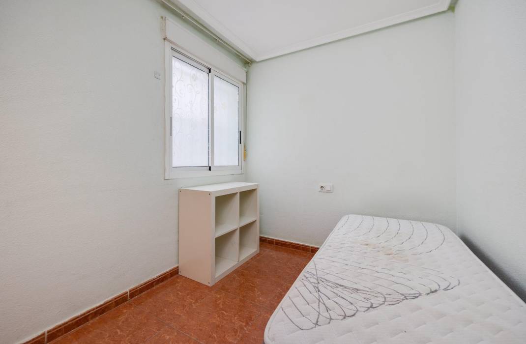 Resale - Apartment - Torrevieja - torrevieja