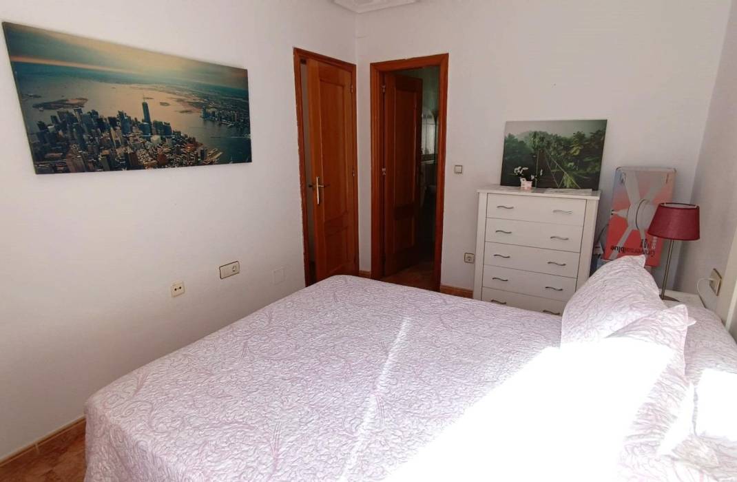 Resale - Apartment - Torrevieja - torrevieja