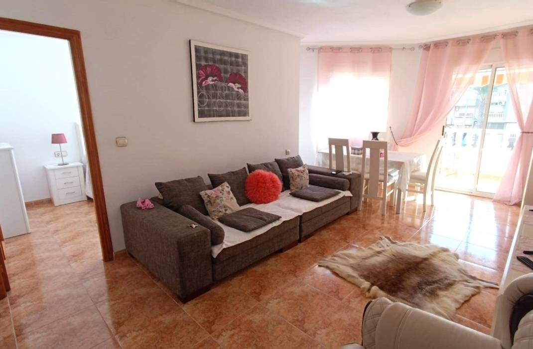 Resale - Apartment - Torrevieja - torrevieja