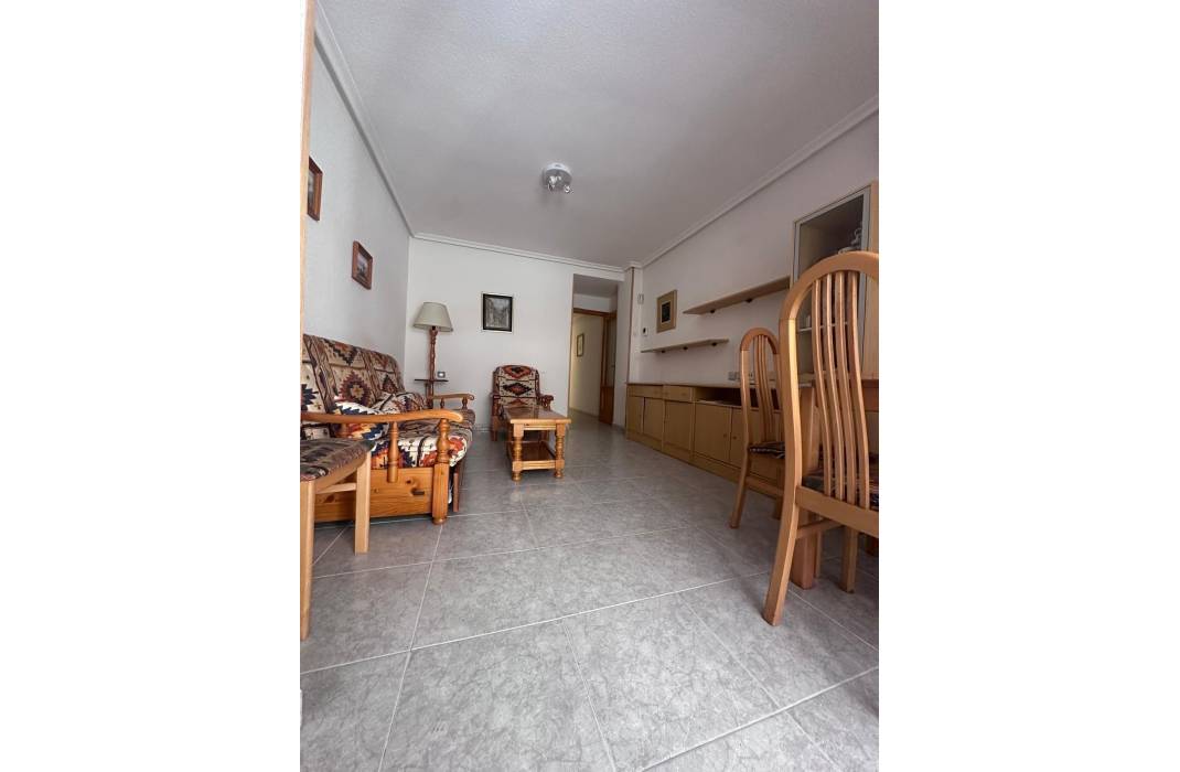 Resale - Apartment - Torrevieja - torrevieja