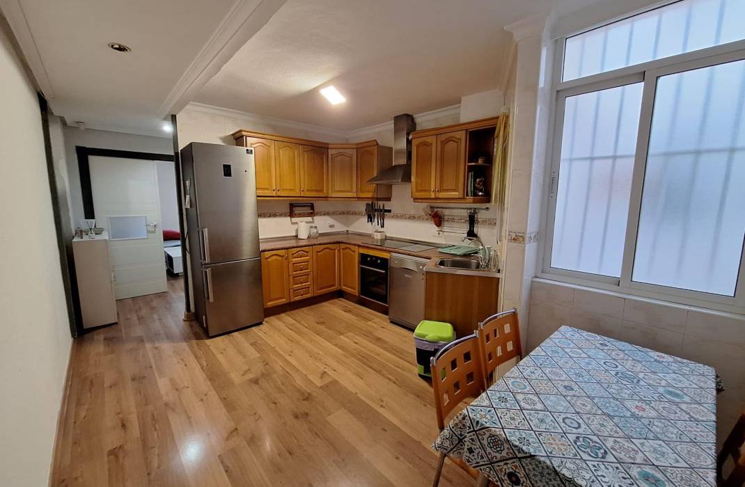 Resale - Apartment - Torrevieja - torrevieja