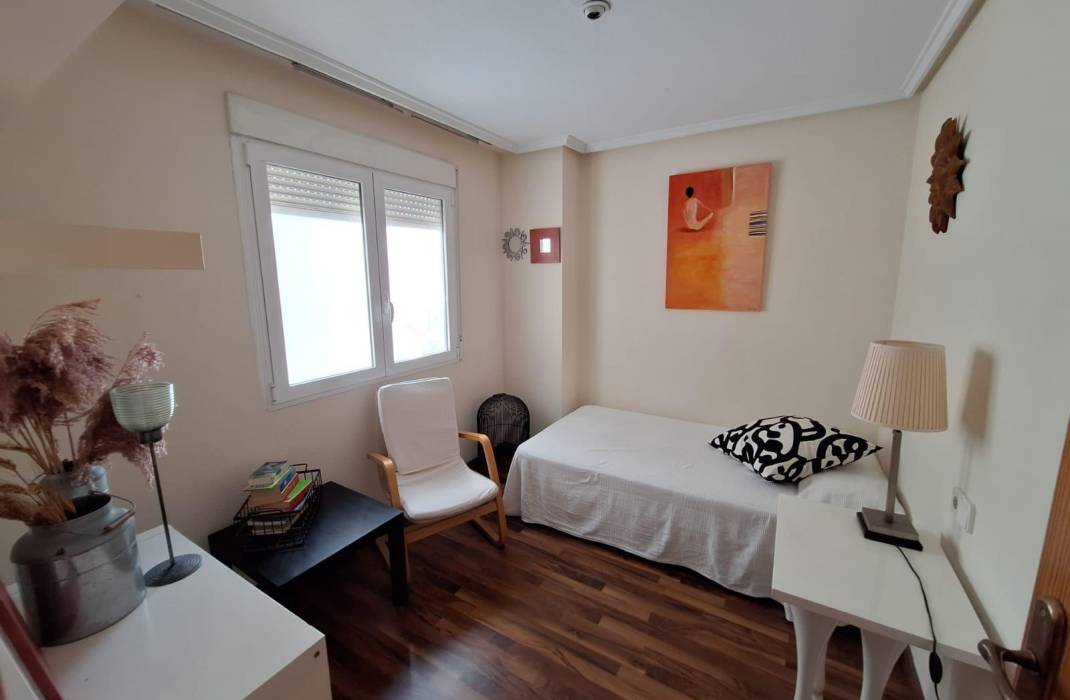 Resale - Apartment - Torrevieja - torrevieja