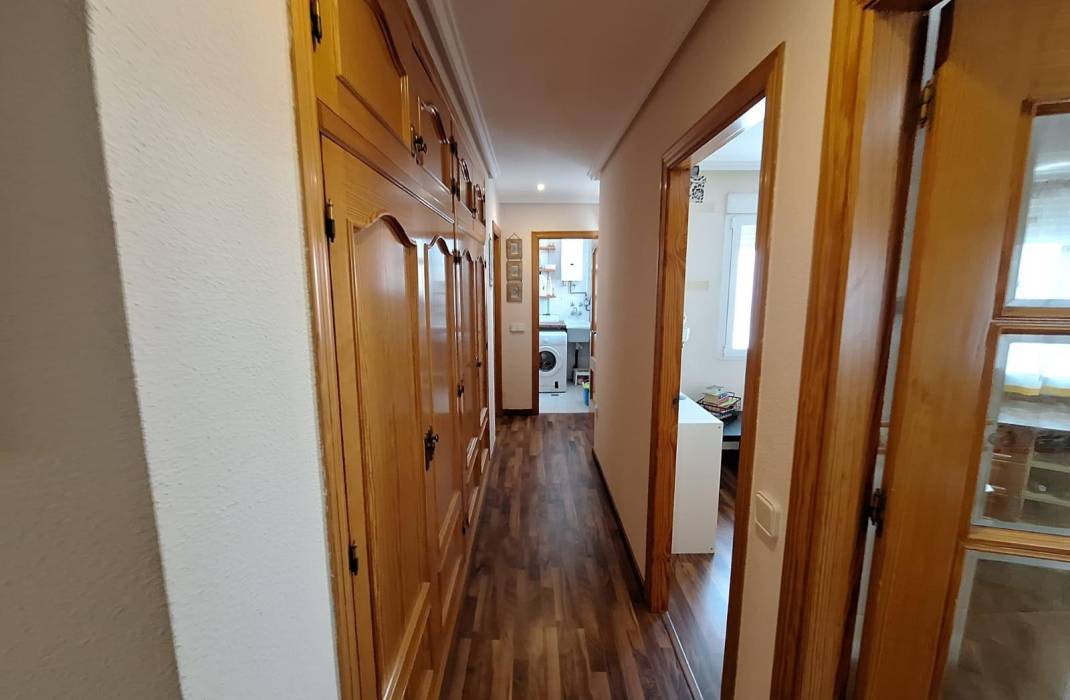 Resale - Apartment - Torrevieja - torrevieja