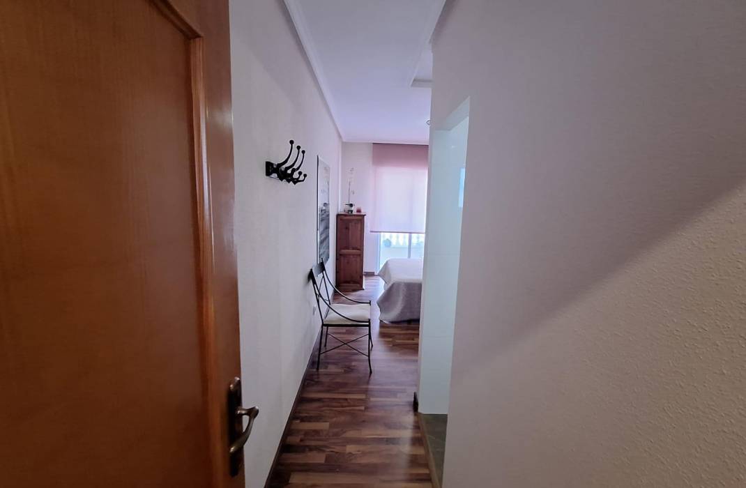 Resale - Apartment - Torrevieja - torrevieja