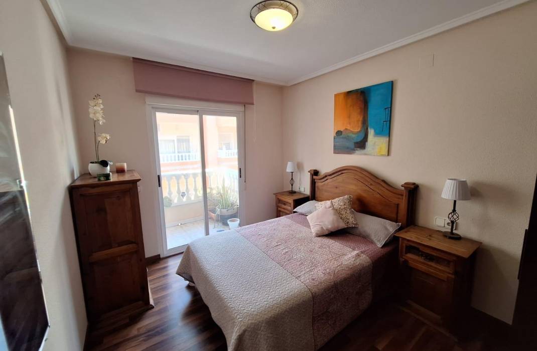 Resale - Apartment - Torrevieja - torrevieja