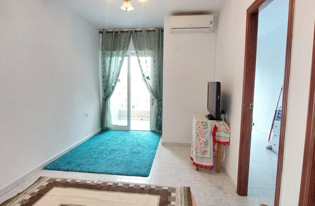 Resale - Apartment - Torrevieja - torrevieja