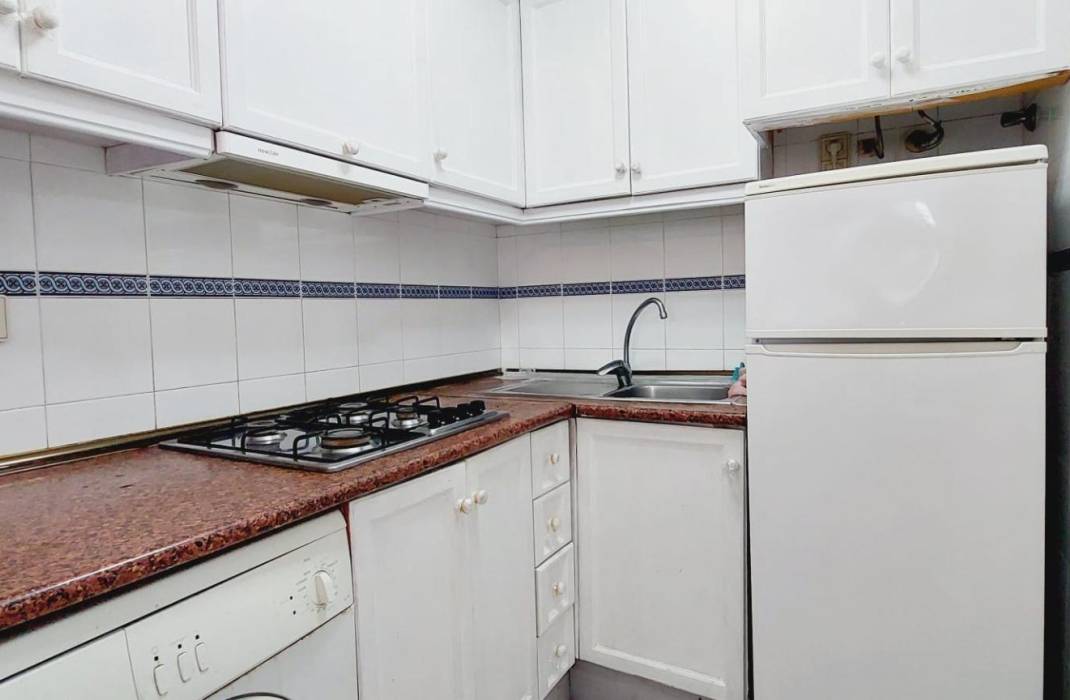 Resale - Apartment - Torrevieja - torrevieja