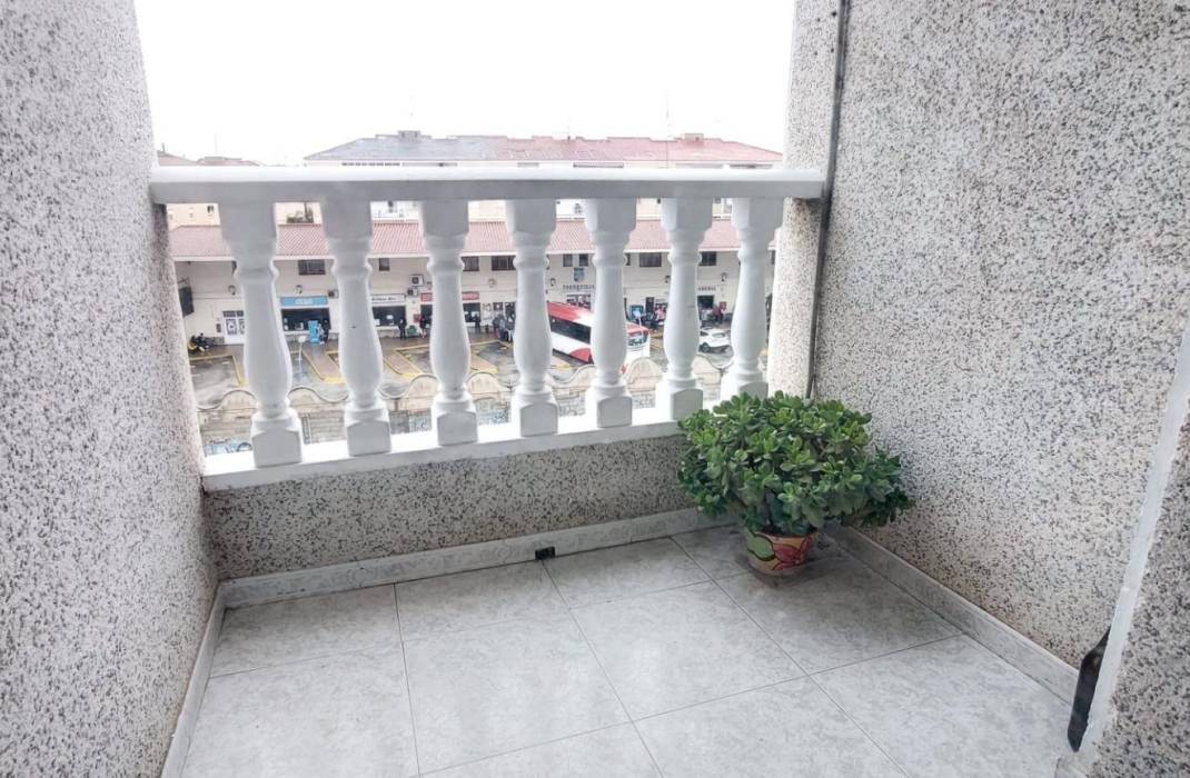 Resale - Apartment - Torrevieja - torrevieja