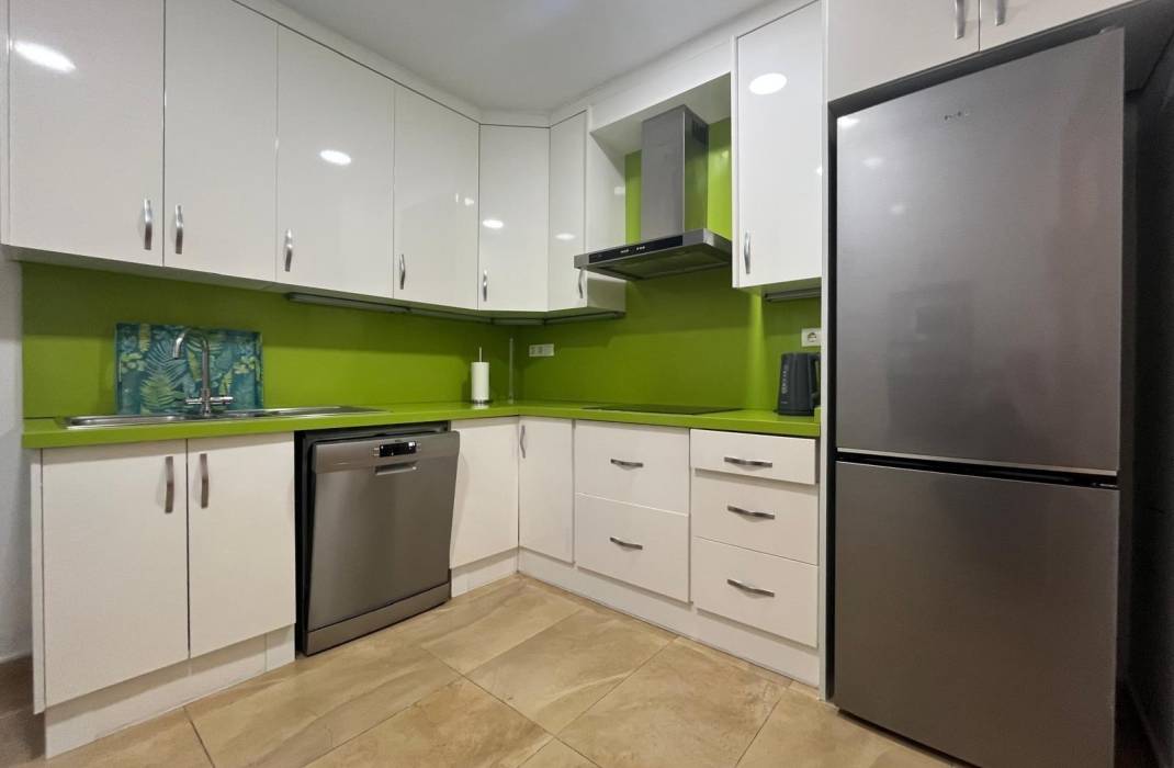 Resale - Apartment - Torrevieja - torrevieja