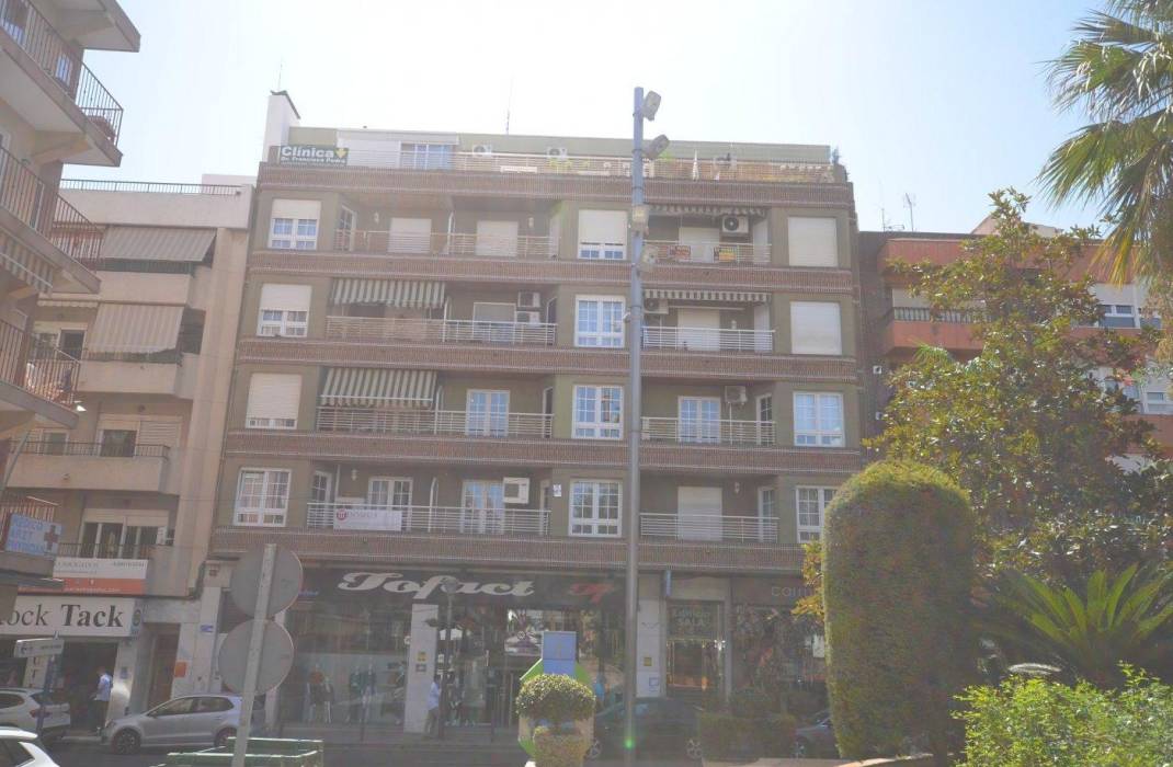 Resale - Apartment - Torrevieja - torrevieja