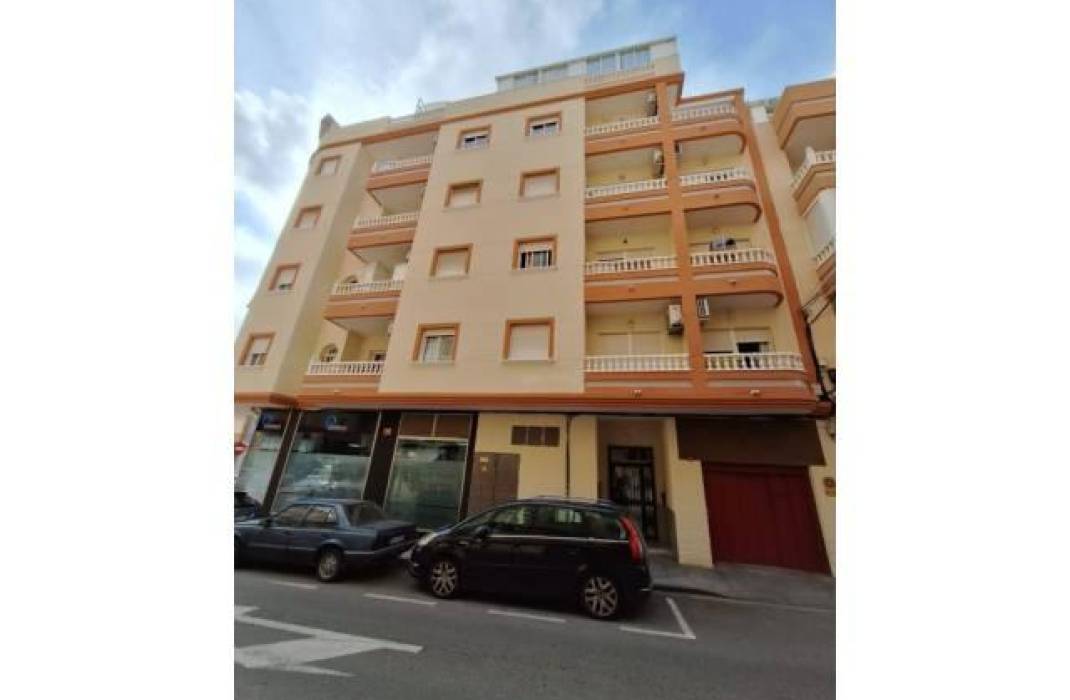 Resale - Apartment - Torrevieja - torrevieja
