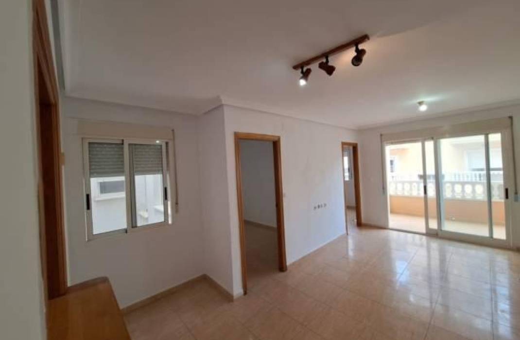 Resale - Apartment - Torrevieja - torrevieja