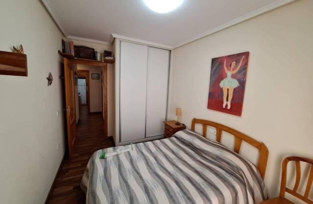 Resale - Apartment - Torrevieja - torrevieja