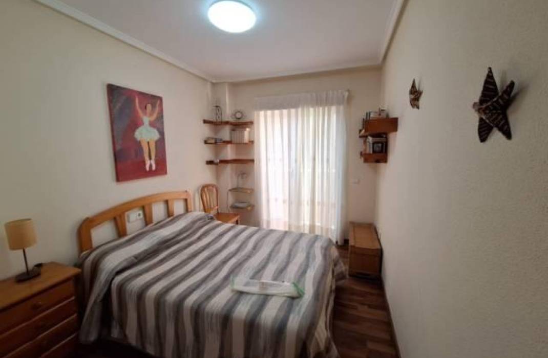 Resale - Apartment - Torrevieja - torrevieja