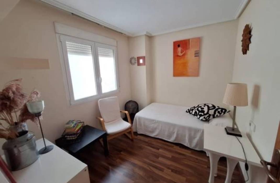 Resale - Apartment - Torrevieja - torrevieja