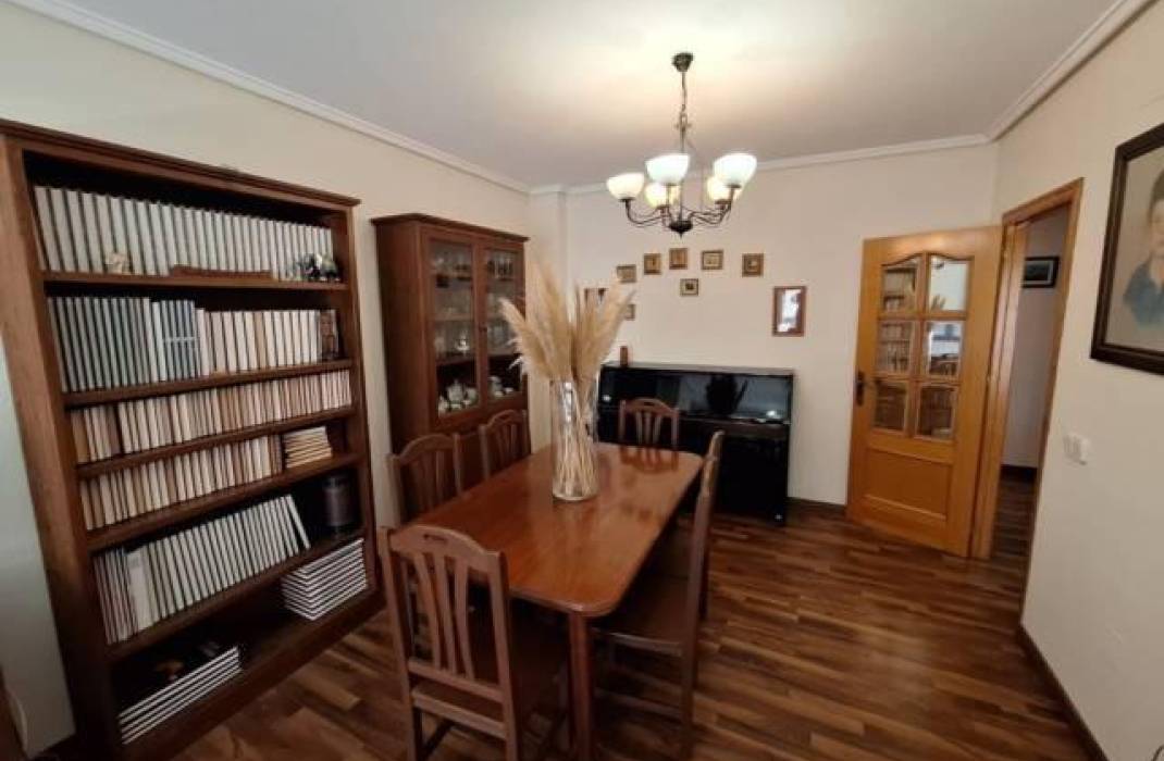 Resale - Apartment - Torrevieja - torrevieja