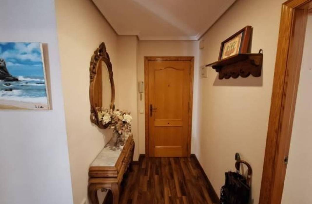 Resale - Apartment - Torrevieja - torrevieja