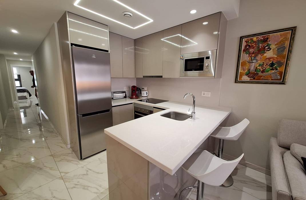 Resale - Apartment - Torrevieja - torrevieja