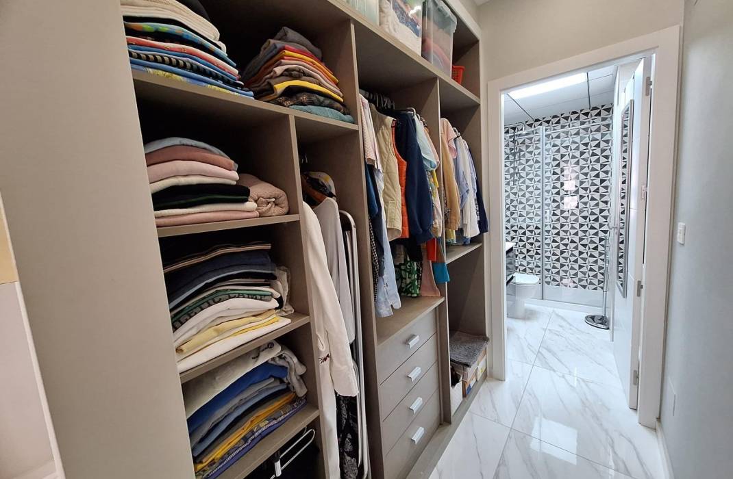 Resale - Apartment - Torrevieja - torrevieja