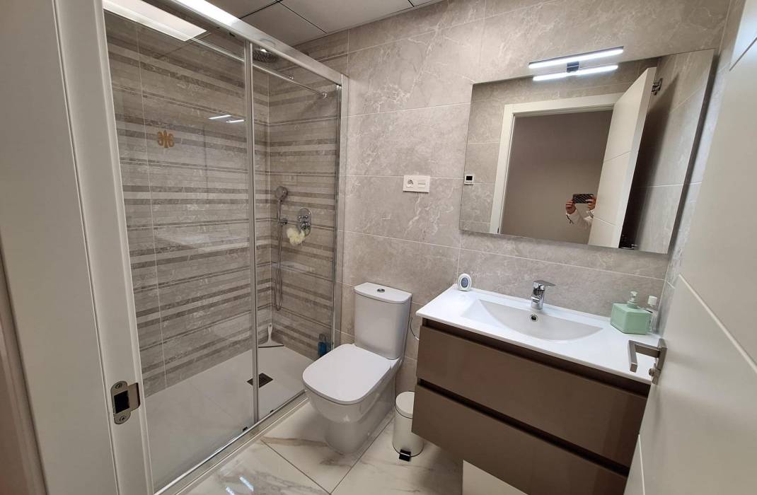 Resale - Apartment - Torrevieja - torrevieja