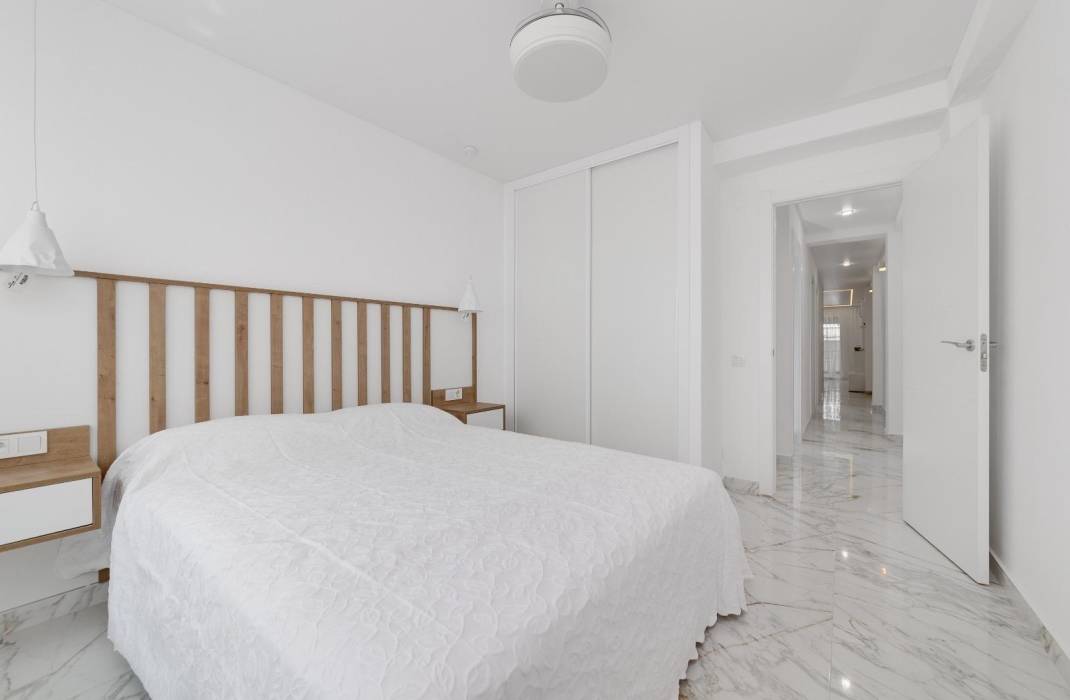 Resale - Apartment - Torrevieja - torrevieja