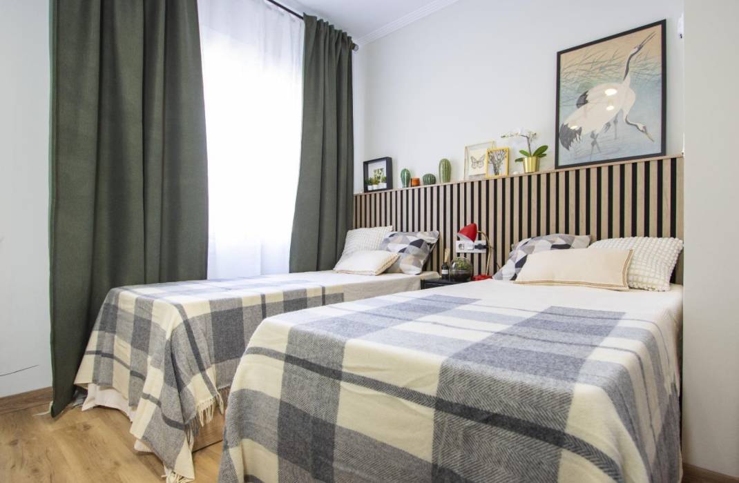 Resale - Apartment - Torrevieja - torrevieja