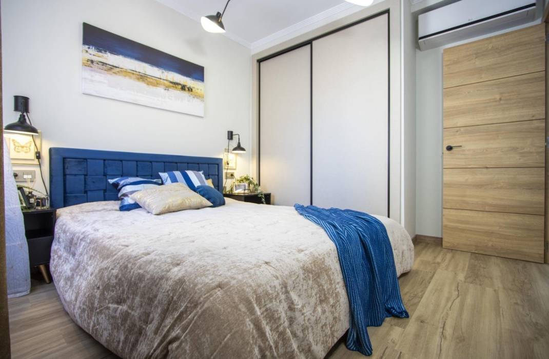 Resale - Apartment - Torrevieja - torrevieja