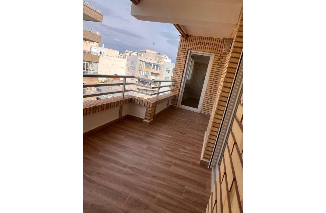 Resale - Apartment - Torrevieja - torrevieja