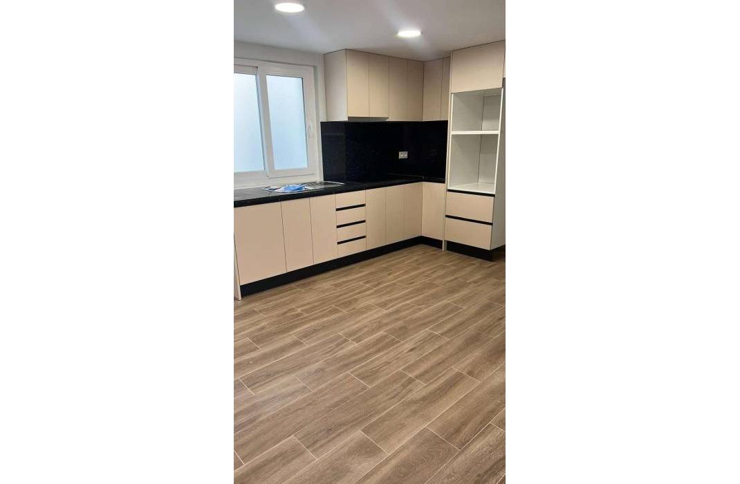 Resale - Apartment - Torrevieja - torrevieja