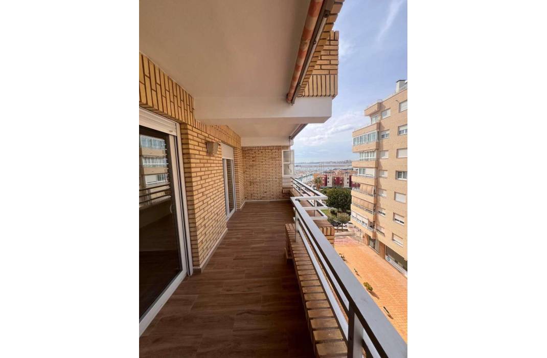 Resale - Apartment - Torrevieja - torrevieja