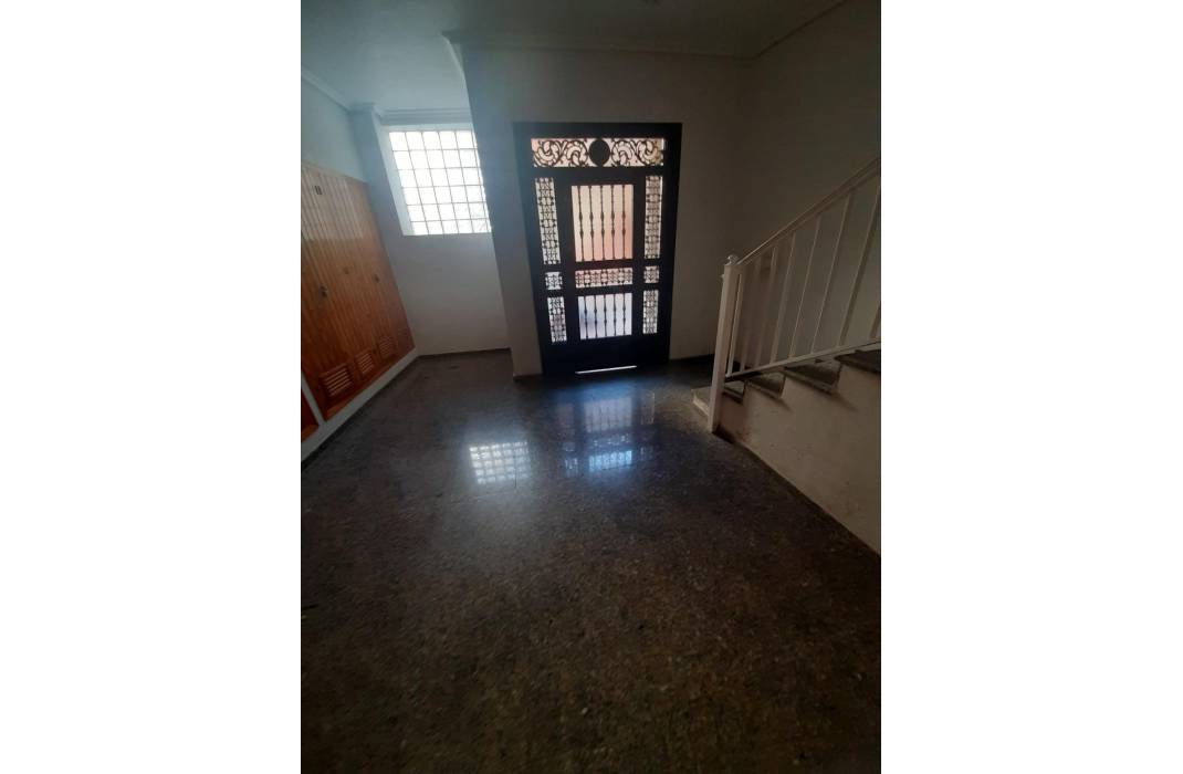 Resale - Apartment - Torrevieja - torrevieja