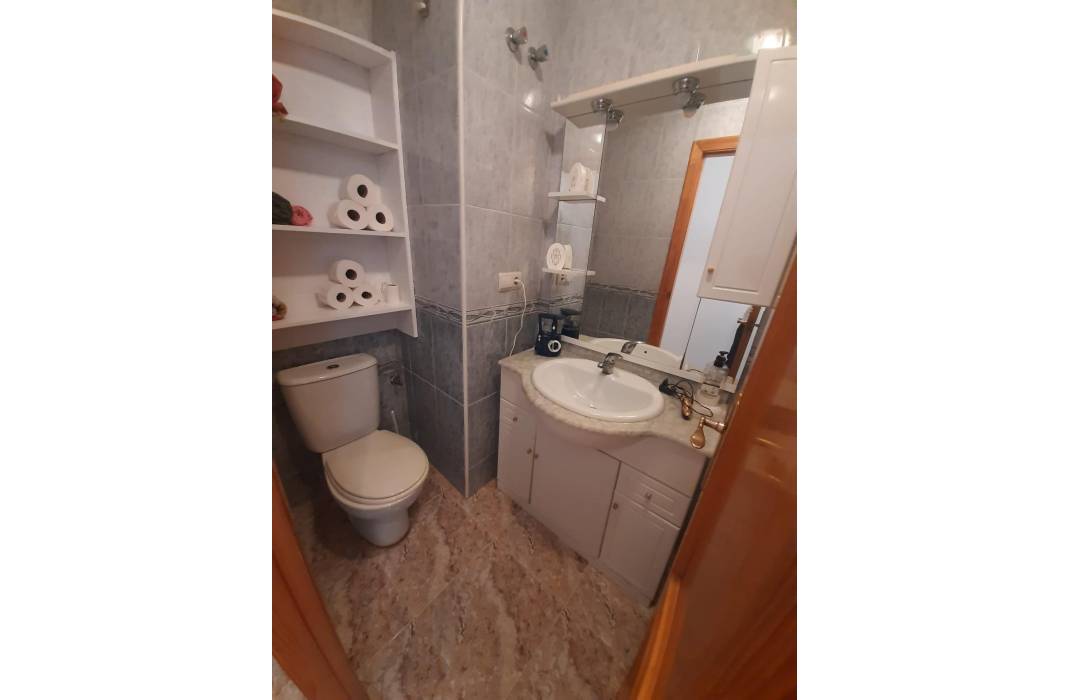 Resale - Apartment - Torrevieja - torrevieja