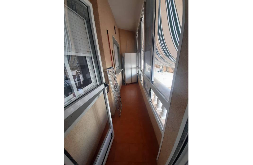 Resale - Apartment - Torrevieja - torrevieja