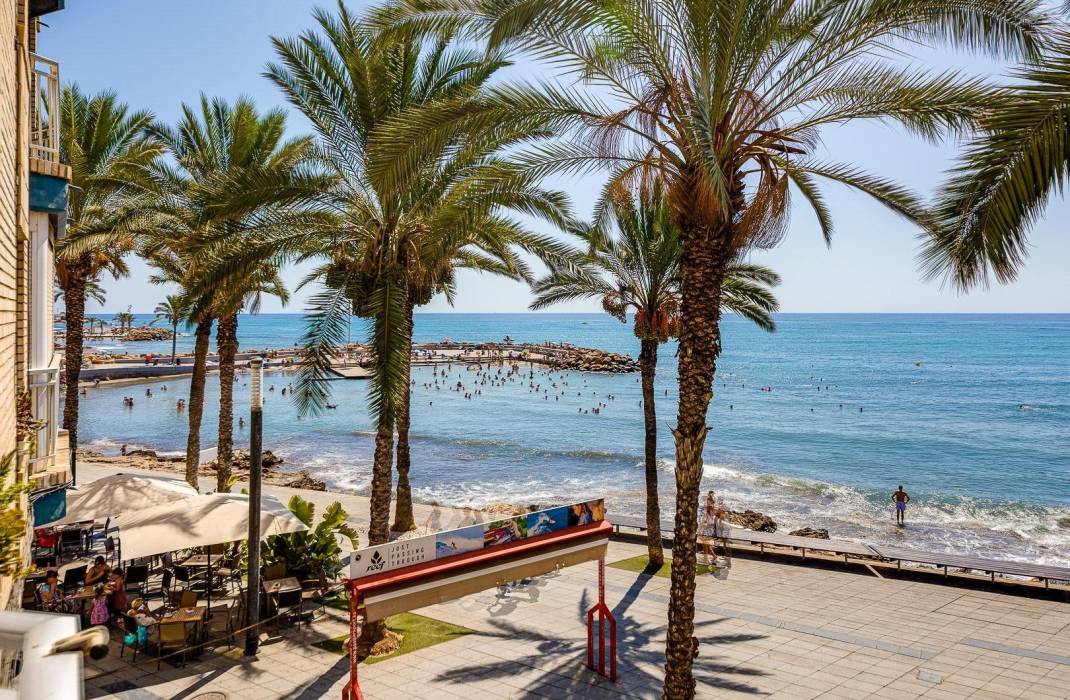 Resale - Apartment - Torrevieja - torrevieja
