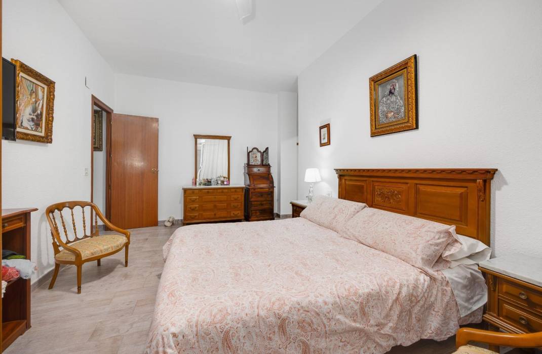 Resale - Apartment - Torrevieja - torrevieja
