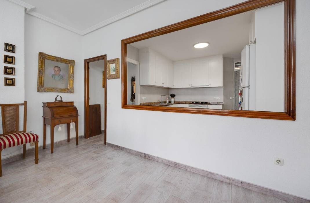 Resale - Apartment - Torrevieja - torrevieja