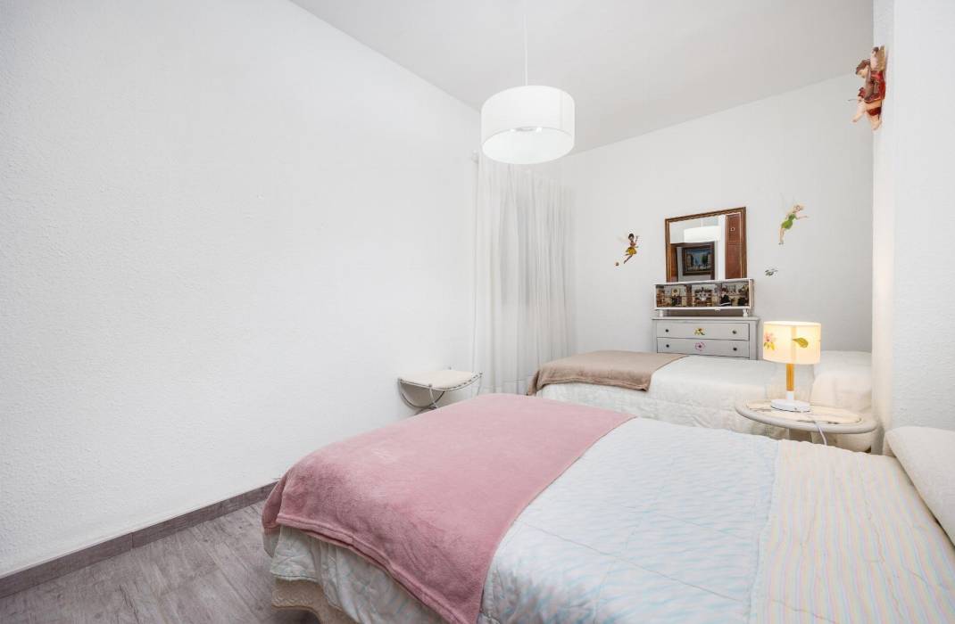 Resale - Apartment - Torrevieja - torrevieja
