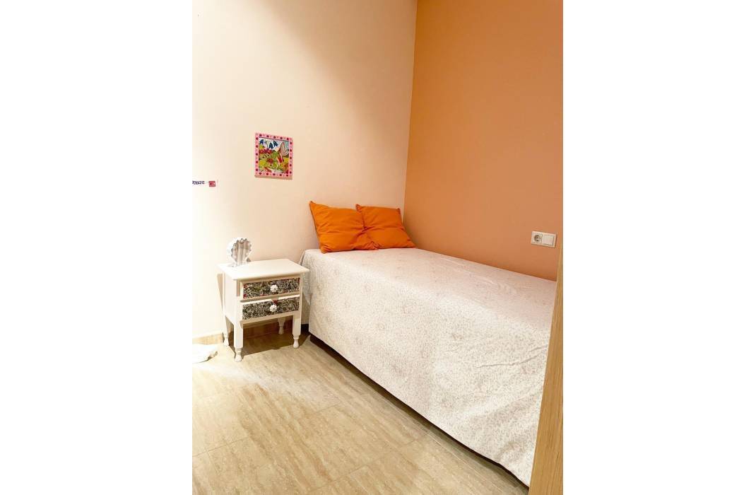 Resale - Apartment - Torrevieja - torrevieja