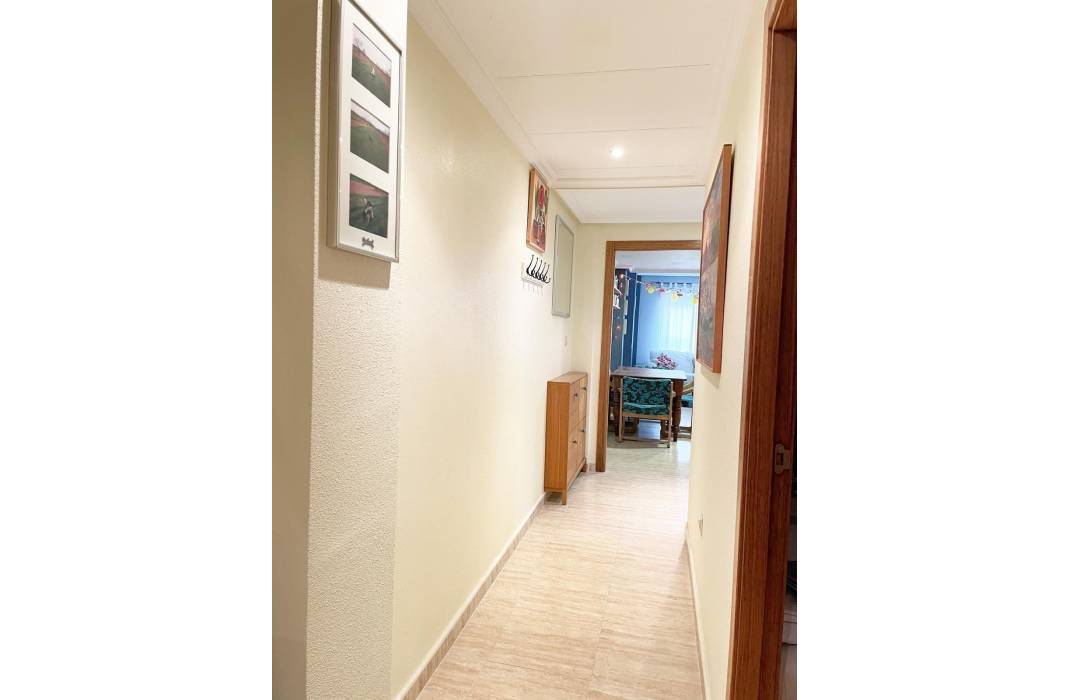 Resale - Apartment - Torrevieja - torrevieja