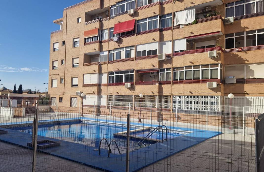 Resale - Apartment - Torrevieja