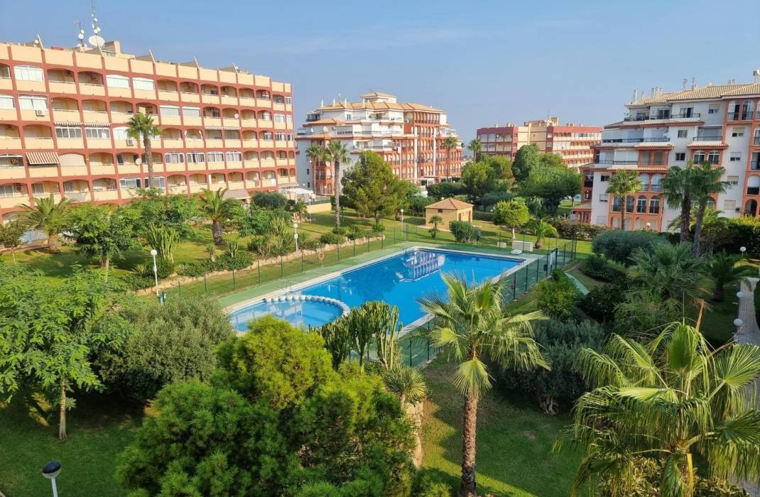 Resale - Apartment - Torrevieja