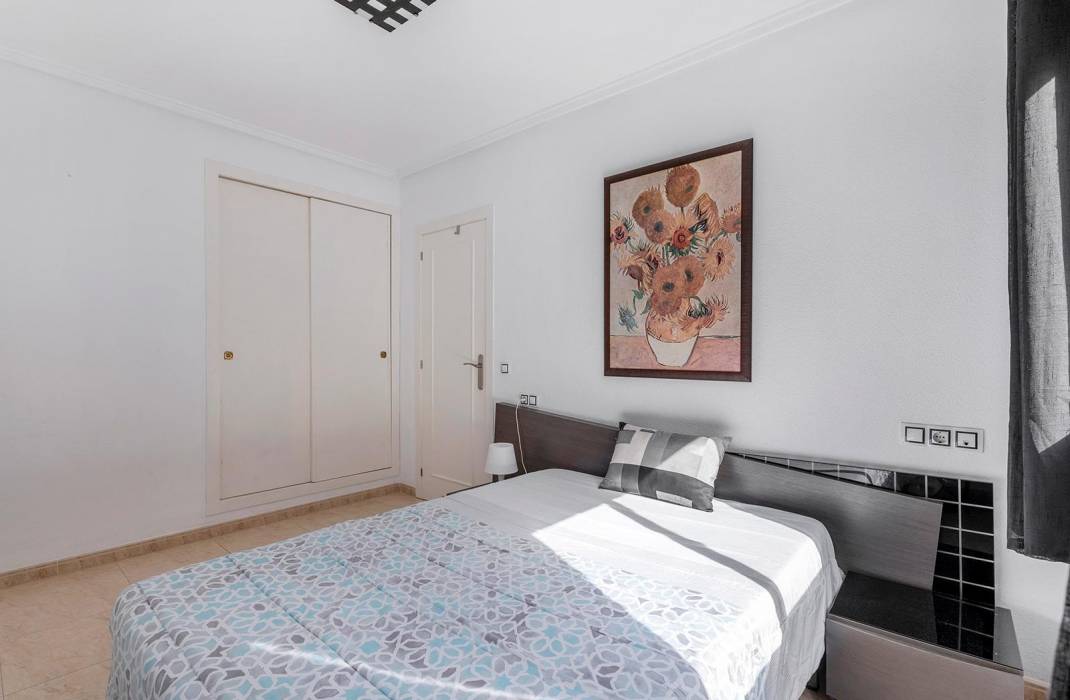 Resale - Apartment - Torrevieja