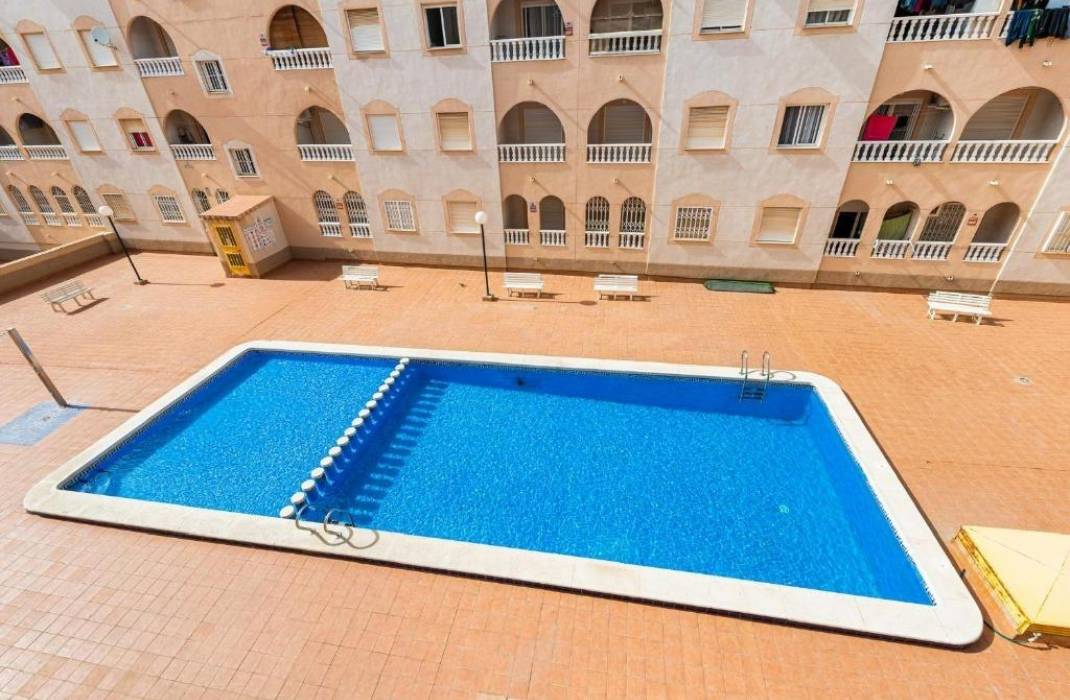 Resale - Apartment - Torrevieja