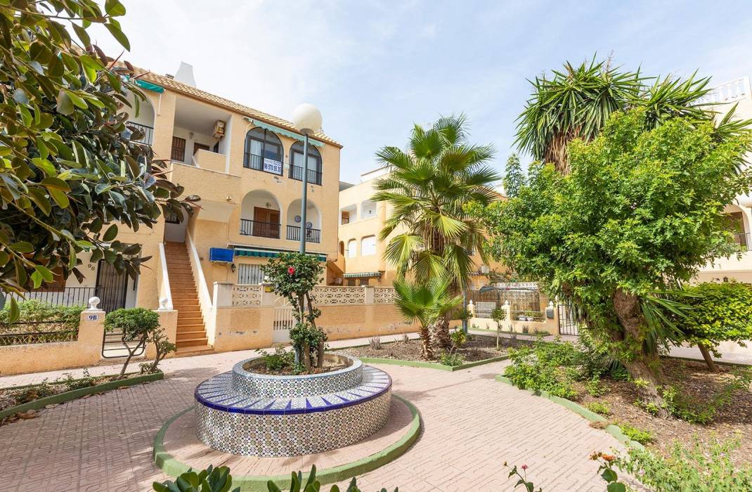 Resale - Apartment - Torrevieja